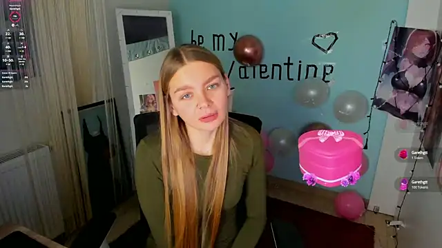 Snapshot of Molly_sweetie chatting on 02-17-25, 10:07 Molly sweetie online show from 02-17-25, 10:07