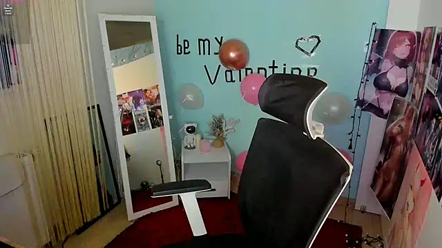 Snapshot of Molly_sweetie chatting on 02-19-25, 06:55 Molly sweetie online show from 02-19-25, 06:55