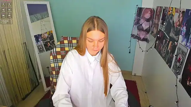 Snapshot of Molly_sweetie chatting on 03-04-25, 10:02 Molly sweetie online show from 03-04-25, 10:02