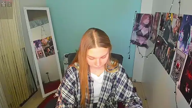 Snapshot of Molly_sweetie chatting on 03-07-25, 07:08 Molly sweetie online show from 03-07-25, 07:08