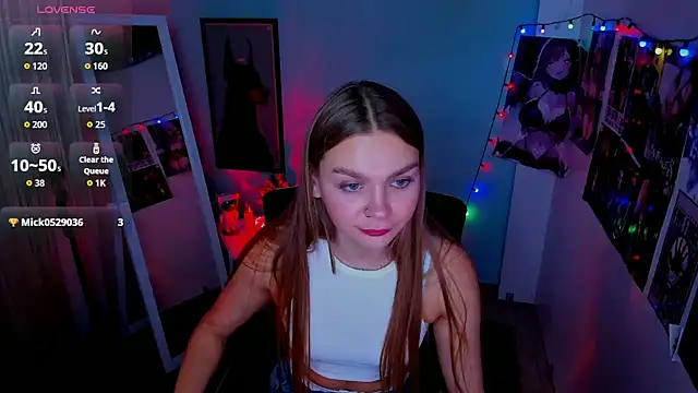 Snapshot of Molly_sweetie chatting on 09-09-25, 05:51 Molly sweetie online show from 09-09-25, 05:51