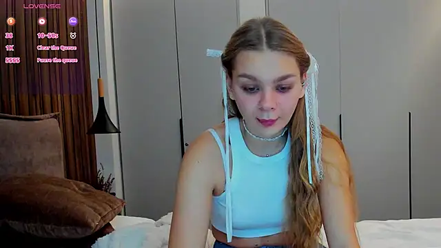 Snapshot of Molly_sweetie chatting on 11-09-25, 07:17 Molly sweetie online show from 11-09-25, 07:17