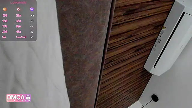 Snapshot of Molly_sweetie chatting on 11-27-25, 07:32 Molly sweetie online show from 11-27-25, 07:32