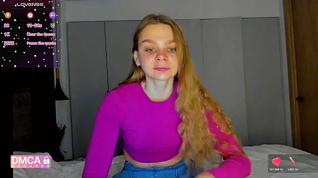 Snapshot of Molly_sweetie chatting on 12-21-25, 08:10 Molly sweetie online show from 12-21-25, 08:10