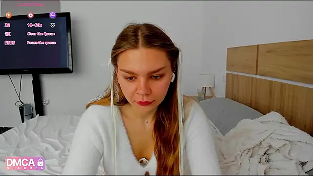 Molly sweetie online show from 04-11-26, 06:29