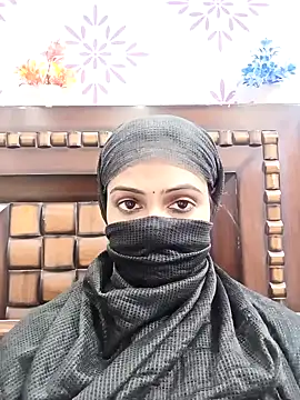 Snapshot of Yours-Bebo chatting on 01-09-25, 05:55 Yours-Bebo online show from 01-09-25, 05:55