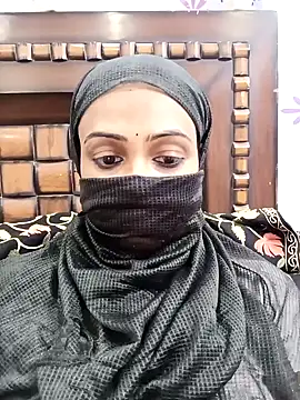 Snapshot of Yours-Bebo chatting on 01-16-25, 02:41 Yours-Bebo online show from 01-16-25, 02:41