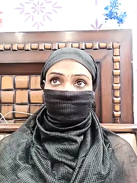 Snapshot of Yours-Bebo chatting on 01-19-25, 06:32 Yours-Bebo online show from 01-19-25, 06:32