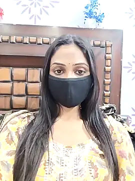 Snapshot of Yours-Bebo chatting on 01-28-25, 07:42 Yours-Bebo online show from 01-28-25, 07:42