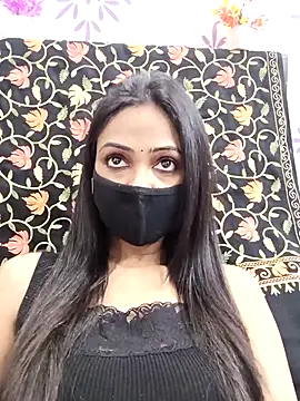 Snapshot of Yours-Bebo chatting on 02-14-25, 05:36 Yours-Bebo online show from 02-14-25, 05:36