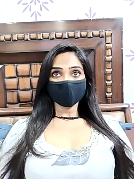 Snapshot of Yours-Bebo chatting on 09-24-25, 11:46 Yours-Bebo online show from 09-24-25, 11:46