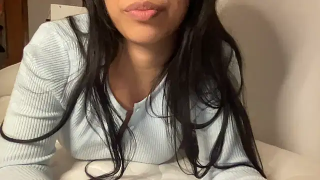 Dulce latingirl online show from 03-20-25, 10:29