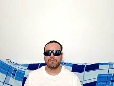 ElSunEagle online show from 04-22-26, 02:25