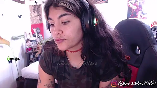 abril666 online show from 12-22-24, 01:33