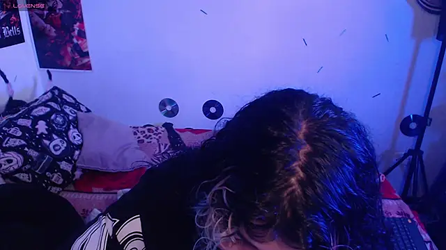 abril666 online show from 10-17-25, 06:21