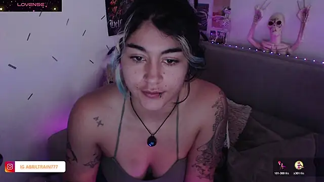 abril666 online show from 10-27-25, 04:33