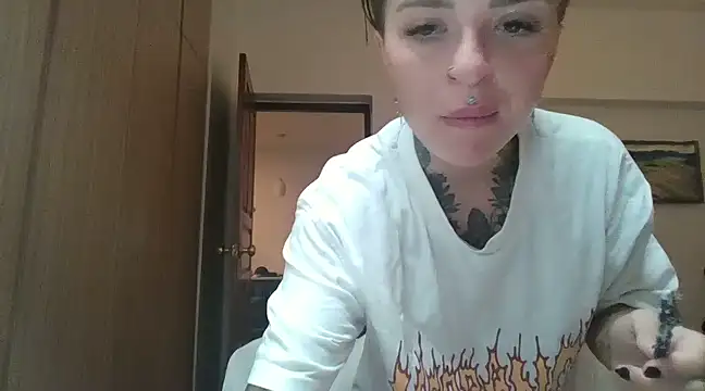 Snapshot of Rubyrichhxo chatting on 02-03-25, 12:57 Rubyrichhxo online show from 02-03-25, 12:57