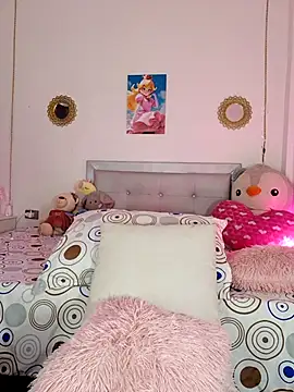 Roxy SexyDiaz online show from 04-18-26, 07:07