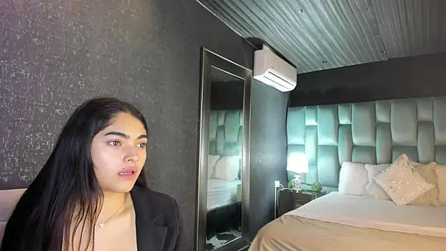 Snapshot of GiselOrtiz chatting on 06-08-26, 12:38 GiselOrtiz online show from 06-08-26, 12:38