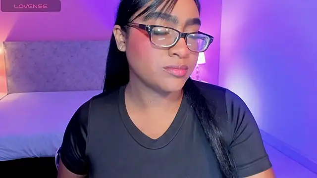 BlakmillerrGilson online show from 10-21-25, 07:47