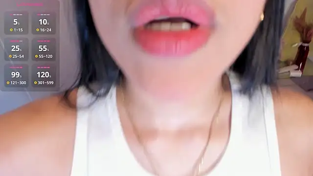 Snapshot of hellensexy chatting on 04-05-26, 05:32 hellensexy online show from 04-05-26, 05:32