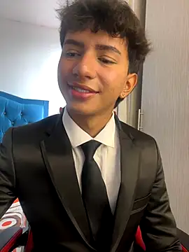 Leonarrrd 01 online show from 11-01-25, 09:39