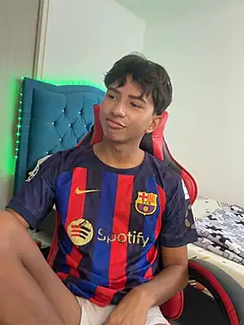 Leonarrrd 01 online show from 03-06-26, 09:44