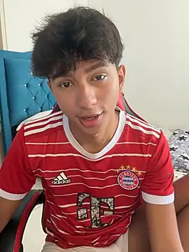 Leonarrrd 01 online show from 03-12-26, 07:53