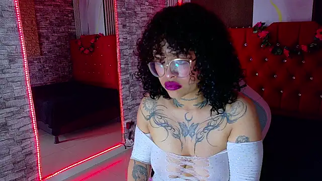 miahernadez303av online show from 03-05-26, 04:52