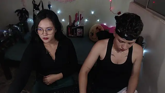 Antonella Cruz02 online show from 02-19-25, 02:12