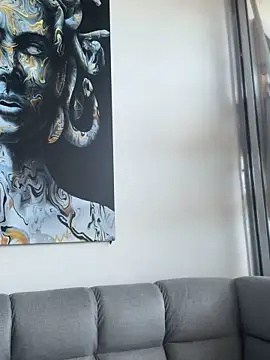 ValerieHilton online show from 09-10-25, 10:32