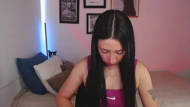 Snapshot of lilyy_evanss chatting on 02-11-25, 07:48 lilyy evanss online show from 02-11-25, 07:48