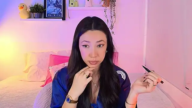 Snapshot of lilyy_evanss chatting on 11-19-25, 09:26 lilyy evanss online show from 11-19-25, 09:26