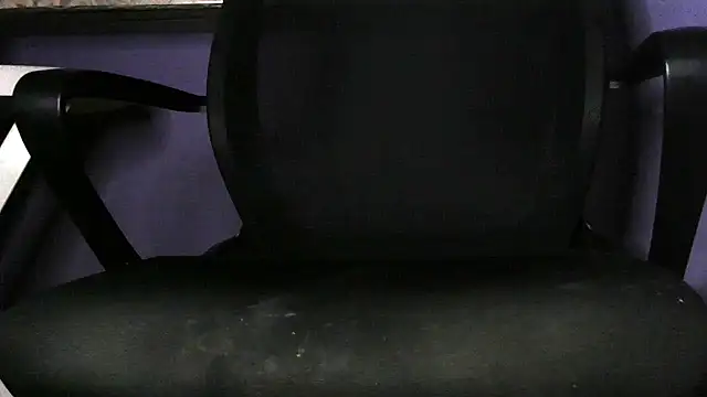 Snapshot of nine9inchdonn chatting on 02-24-25, 08:25 nine9inchdonn online show from 02-24-25, 08:25