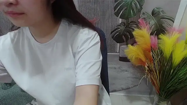 Snapshot of Milajinxi chatting on 09-25-25, 12:47 Milajinxi online show from 09-25-25, 12:47