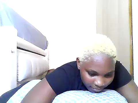 Snapshot of SexyKimberly23 chatting on 06-11-26, 07:01 SexyKimberly23 online show from 06-11-26, 07:01