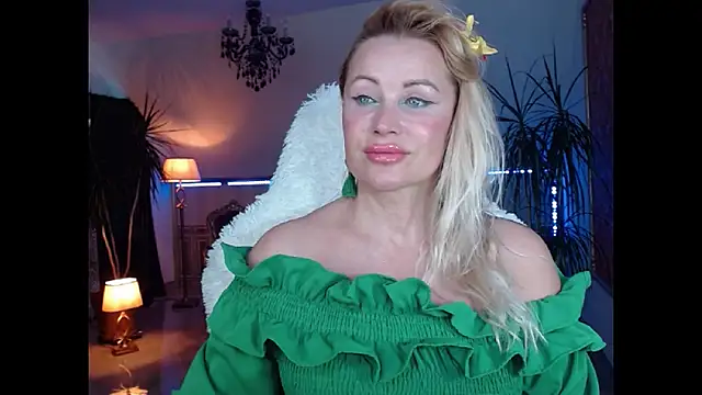 eyesangel22 online show from 12-28-24, 01:17