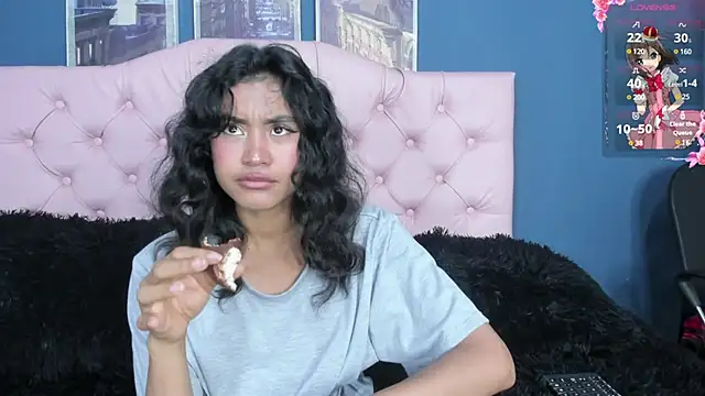 Snapshot of Applehot_LRR chatting on 03-19-25, 02:16 Applehot LRR online show from 03-19-25, 02:16