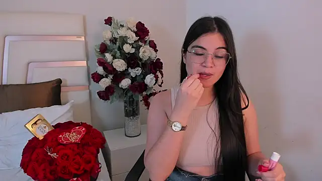 Snapshot of CamilaSofiia chatting on 02-16-25, 01:03 CamilaSofiia online show from 02-16-25, 01:03