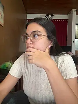 CamilaSofiia online show from 04-05-26, 11:13