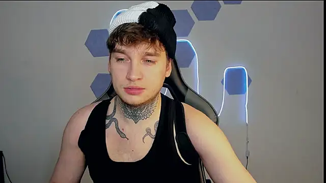 Snapshot of Chris_Tyson chatting on 12-02-24, 12:40 Chris Tyson online show from 12-02-24, 12:40