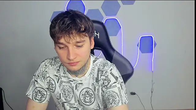 Snapshot of Chris_Tyson chatting on 12-09-24, 11:04 Chris Tyson online show from 12-09-24, 11:04