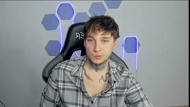 Snapshot of Chris_Tyson chatting on 12-17-24, 12:34 Chris Tyson online show from 12-17-24, 12:34