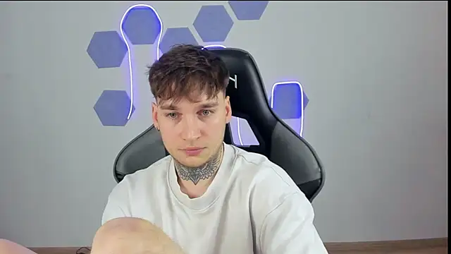 Snapshot of Chris_Tyson chatting on 12-21-24, 11:56 Chris Tyson online show from 12-21-24, 11:56