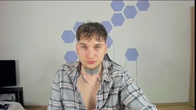 Snapshot of Chris_Tyson chatting on 12-25-24, 05:26 Chris Tyson online show from 12-25-24, 05:26