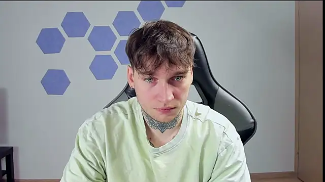 Snapshot of Chris_Tyson chatting on 01-18-25, 01:08 Chris Tyson online show from 01-18-25, 01:08