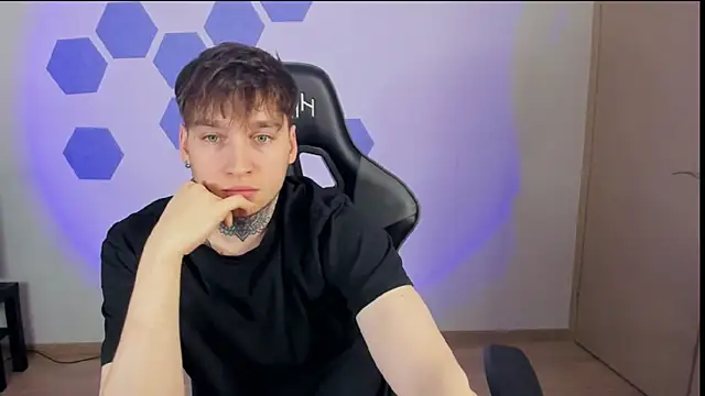 Snapshot of Chris_Tyson chatting on 01-20-25, 09:11 Chris Tyson online show from 01-20-25, 09:11