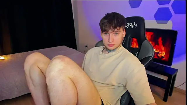 Snapshot of Chris_Tyson chatting on 02-09-25, 12:17 Chris Tyson online show from 02-09-25, 12:17