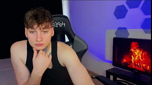 Snapshot of Chris_Tyson chatting on 02-22-25, 10:18 Chris Tyson online show from 02-22-25, 10:18