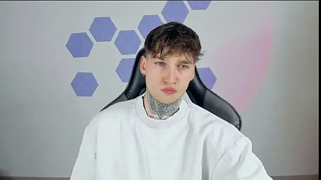 Snapshot of Chris_Tyson chatting on 02-26-25, 09:16 Chris Tyson online show from 02-26-25, 09:16